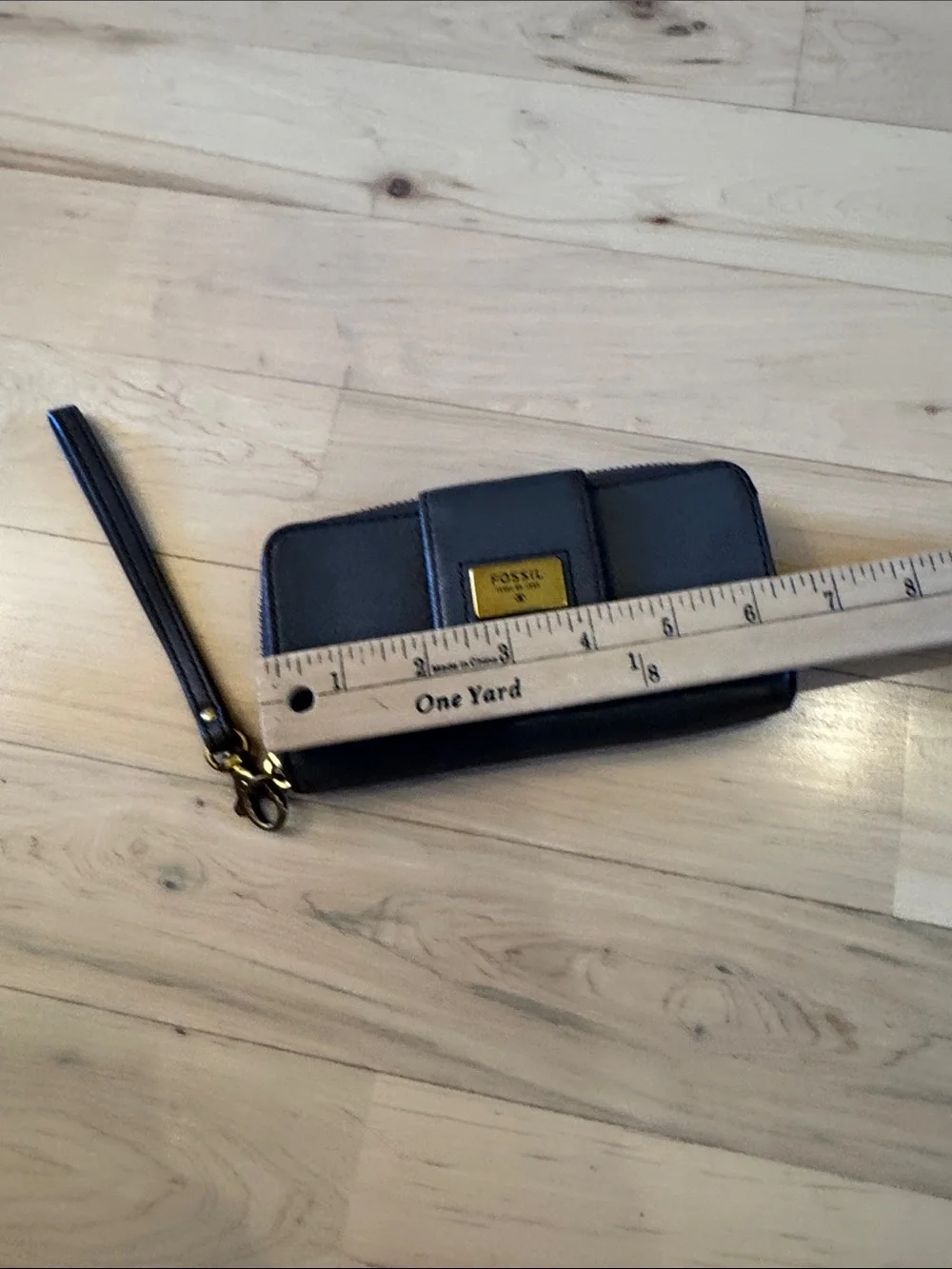 Fossil Quinn leather zip-around wallet wristlet-Gray-Classic